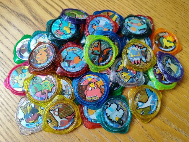 Lote 41 tazos Pokémon Kraks