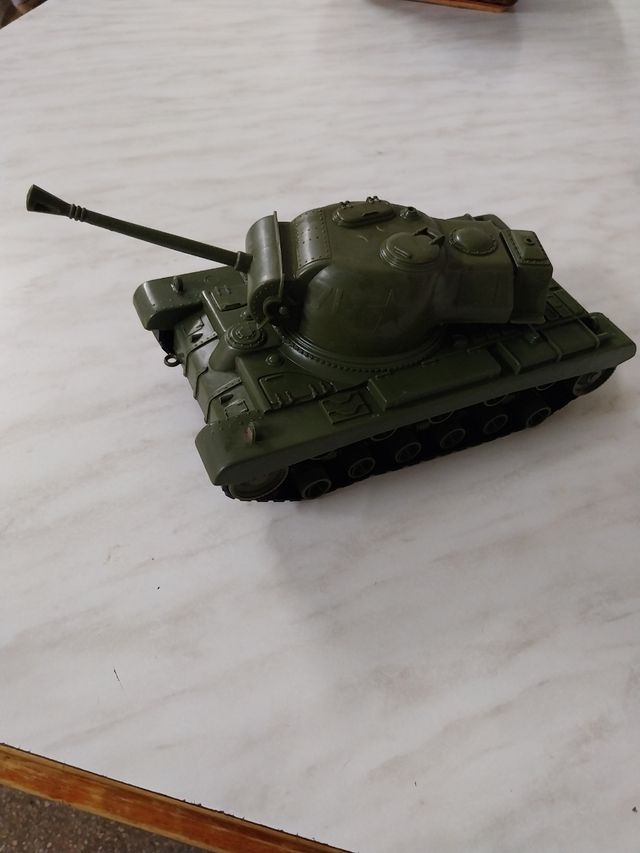 Carri armato MATX? giocattolo vintage