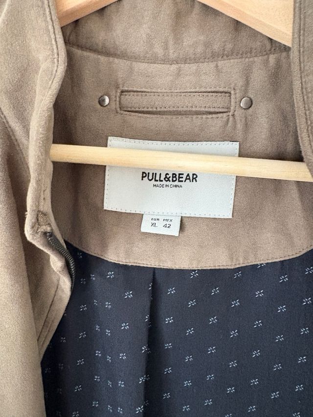Chaqueta Pull&Bear marrón