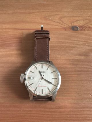 Reloj Nixon The Chronicle marrón-plata