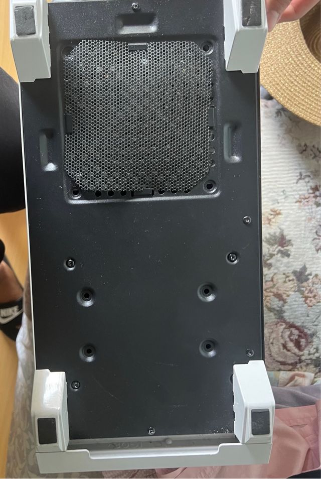 PC Gamer torre blanca