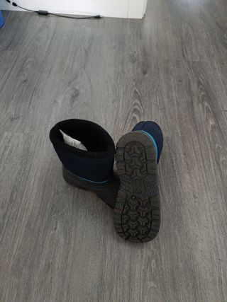 Botas nieve niño, marca decathlon número 34/35
