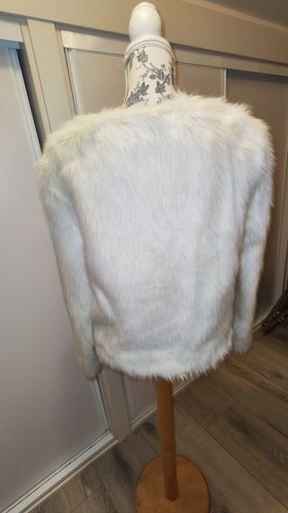 Chaqueta/ Abrigo blanca fiesta