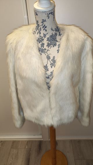 Chaqueta/ Abrigo blanca fiesta