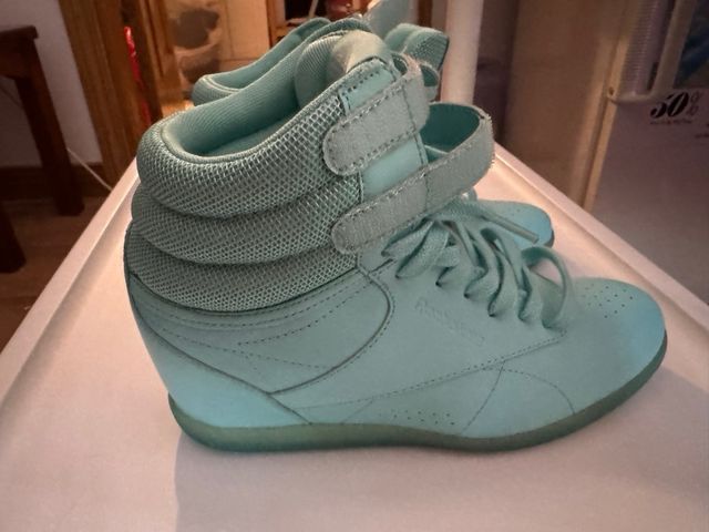 Zapatillas Reebok Freestyle turquesa 38.5