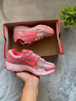 Zapatillas Nike Zoom Vomero 5 Rosa