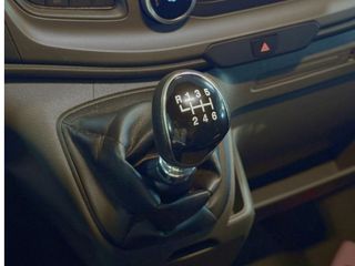 Ford Transit 2022 Carrozado con trampilla L4 130CV