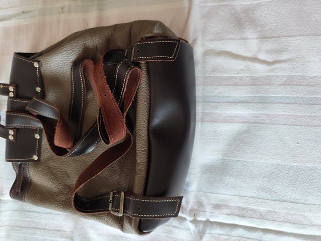 Mochila & bandolera piel