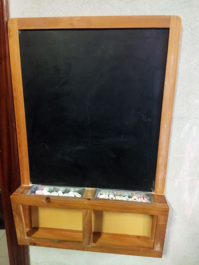 Pizarra infantil de madera