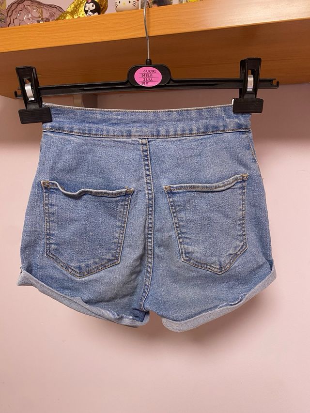 Vaqueros Bershka -talla 32