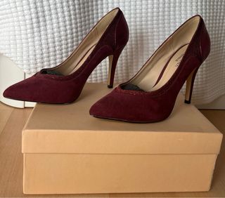 Zapatos tacón Menbur ante burdeos Talla 38