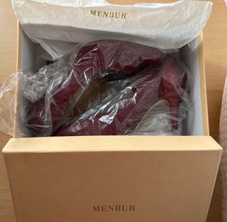 Zapatos tacón Menbur ante burdeos Talla 38