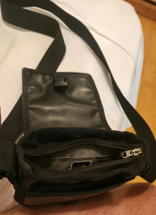 Bandolera The North Face negra
