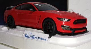 Mustang Shelby GT350R Autoart 1:18