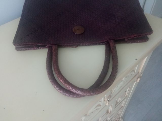 Bolso rafia marrón-granate