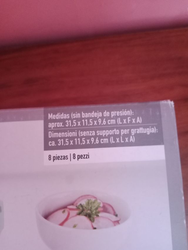 Rallador multifunción verde claro sin usar nuevo