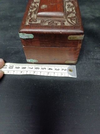 Caja madera tallada vintage