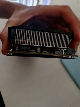 Tarjeta Gráfica Gigabyte NVIDIA 960 WindForce