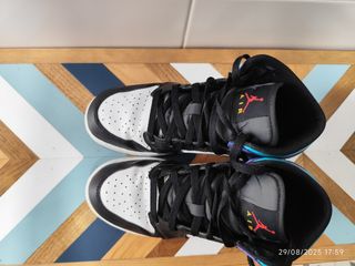Air Jordan 1 Mid - Talla 39
