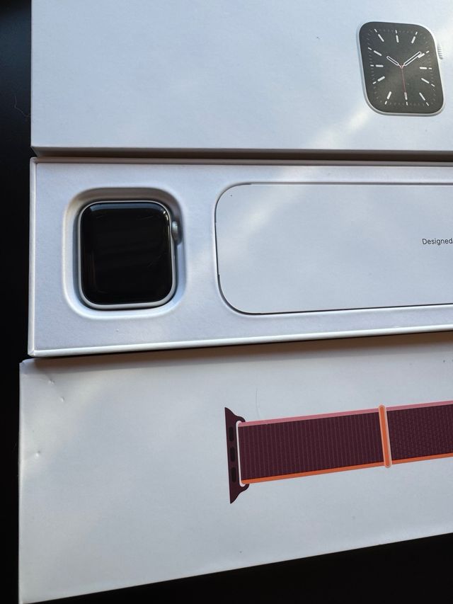 Apple Watch Series 6 Plata - No Enciende