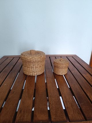 2 Caixas de Vime Redondos