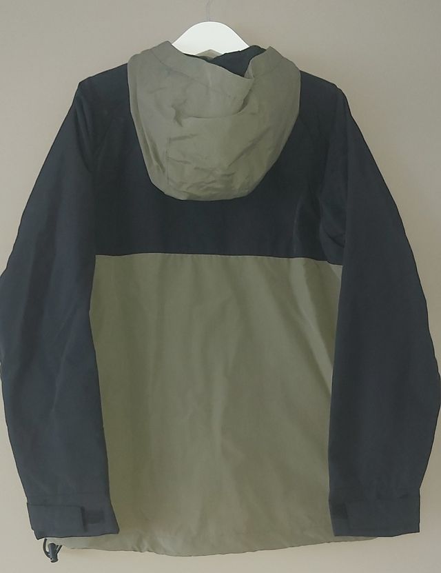 Chubasquero unisex bicolor negra-verde talla 9años