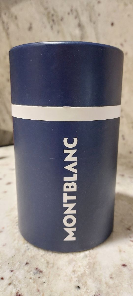 Botella cristal Montblanc con funda