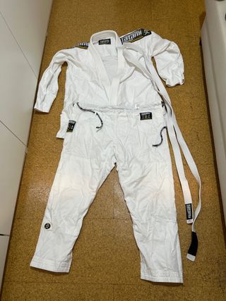 Kimono Tatami Jiu Jitsu Blanco Talla A4