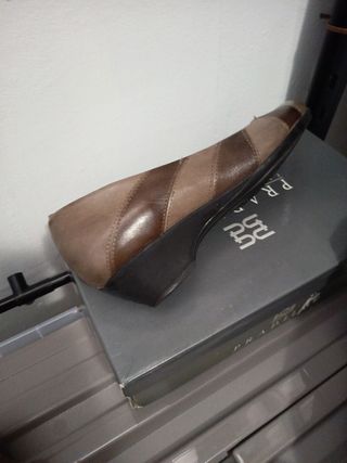 Zapatos Pitillos de cuña marrones 