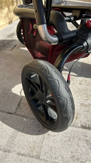 Carrito bebé Jane Trider rojo y negro 