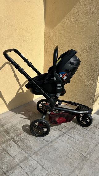 Carrito bebé Jane Trider rojo y negro 