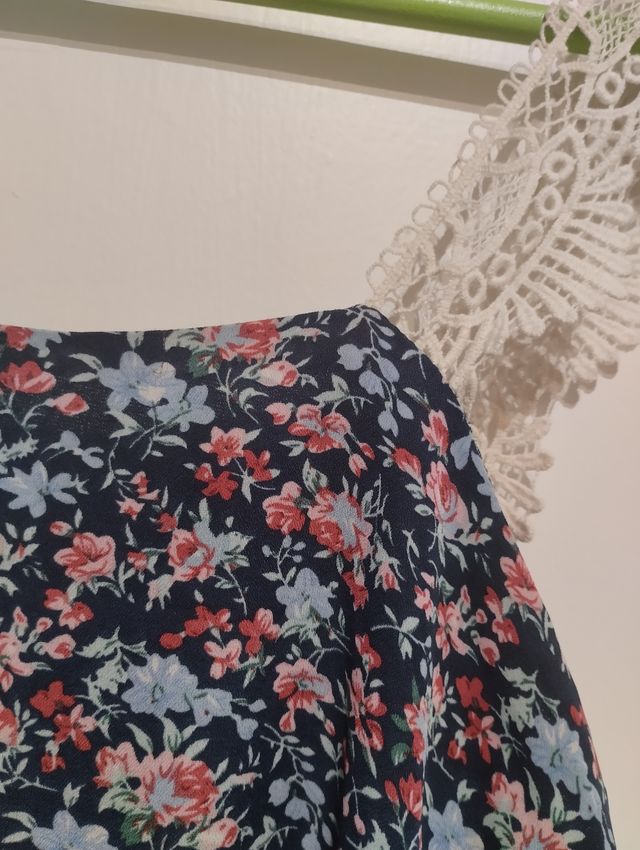 Blusa Okeysi floral multicolor