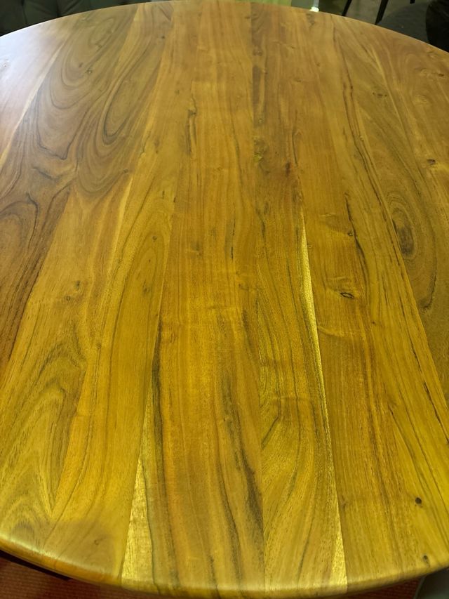 Mesa redonda madera  de acacia sin sillas