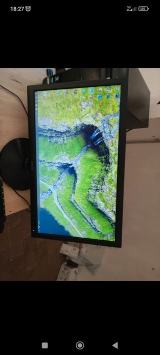 Monitor ASUS 22"
