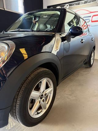 MINI Countryman 2012