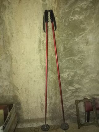 Palos de senderismo antiguos