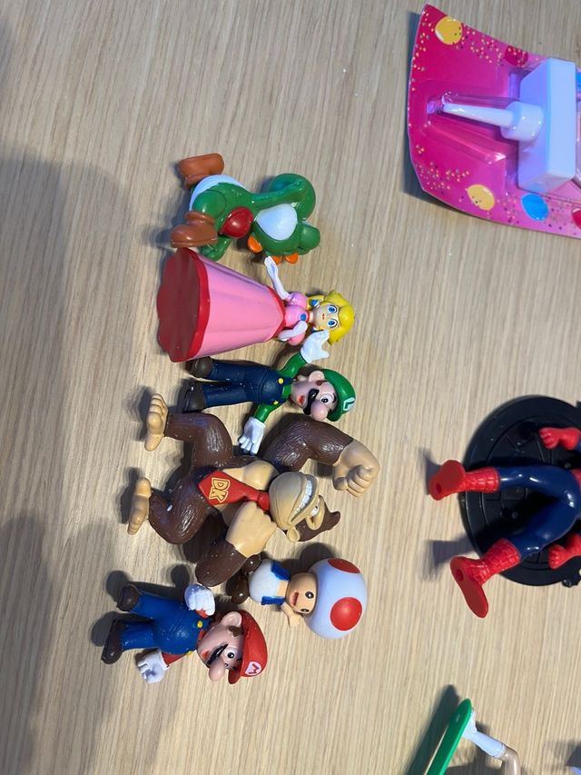 Decoracion tarta cumple: figuras 