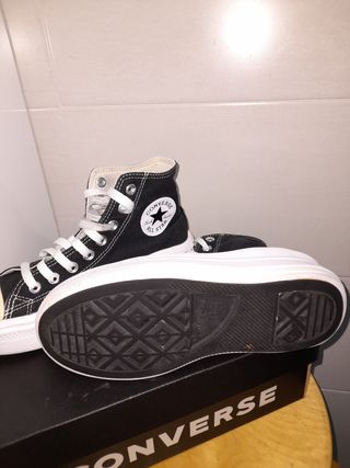 Converse Chuck Taylor All Star Move negras