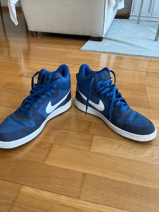 Zapatillas Nike azules altas
