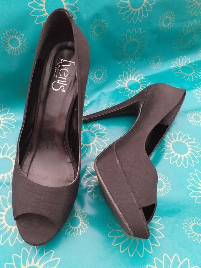 Tacones negros 