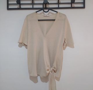 Blusa beige Mango - Nudo delantero