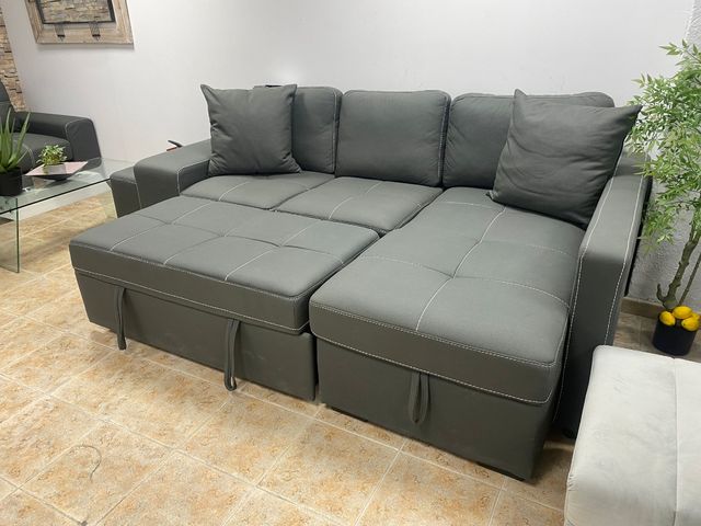 Increible sofá cama + 2 puffs