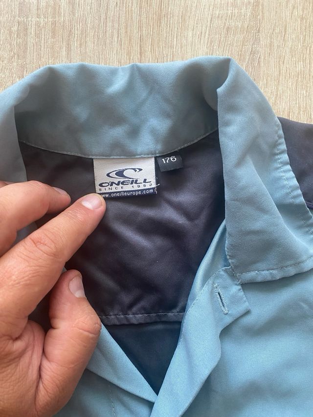Camisa O'Neill azul y negra talla 176 yo creo XL