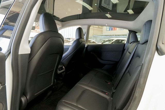 Tesla Model Y   Performance 4WD 