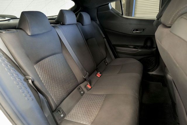 Toyota C-HR   2.0 180H Advance 