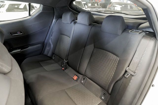 Toyota C-HR   2.0 180H Advance 