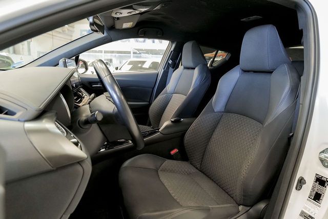 Toyota C-HR   2.0 180H Advance 