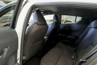 Toyota C-HR   2.0 180H Advance 