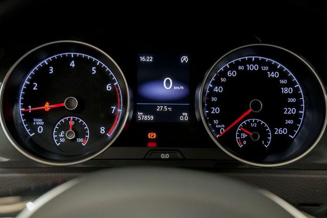 Volkswagen Golf   Advance 1.5 TSI EVO 96kW 130CV 