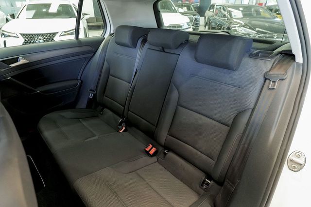 Volkswagen Golf   Advance 1.5 TSI EVO 96kW 130CV 
